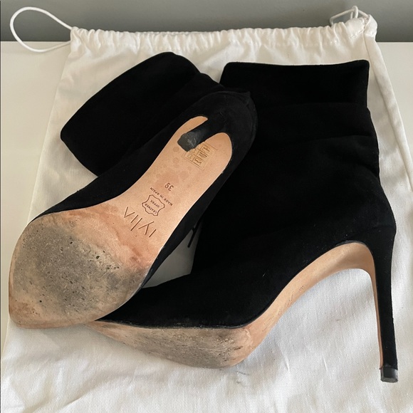 Ilyia Suede Boots - Picture 2 of 2